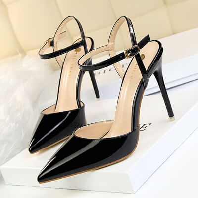 Italian heel shoes for ladies