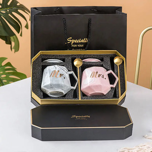 Gift box mugs Mrs., Mr.